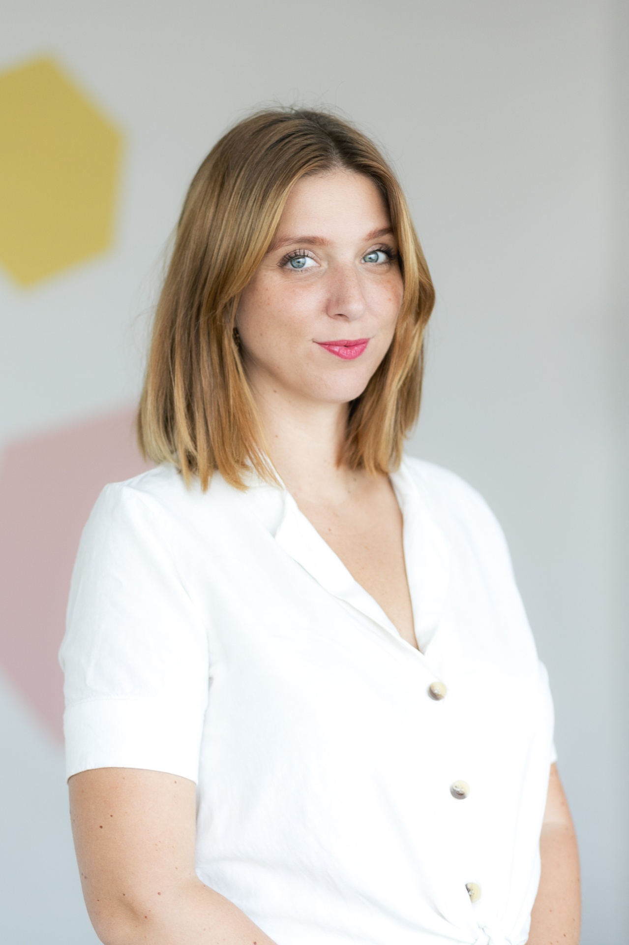 Portrait de Célisiane, CEO d'ÉGALE